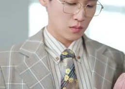 短剧《前尘往事，一场空（40集）》免费短剧资源在线速看