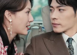 短剧《黑料女配霸榜热搜（长篇）》超火短剧一键直达看