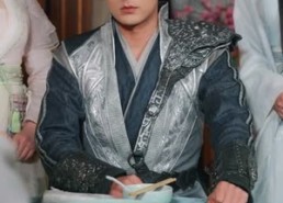 短剧《荒野求生：我靠媳妇囤满仓（80集）》热门短剧全集免费看