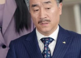 短剧《下井后我觉醒武魂真身（61集）》精彩短剧免费全集播放