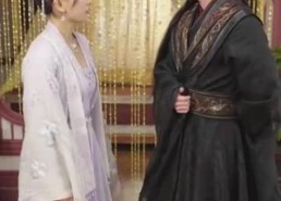 短剧《重生后神医王妃要改嫁（83集）》高分短剧免费速看