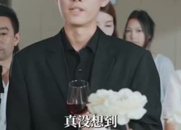 短剧《老外来踢场我老妈一首国风飒爆全场（80集）》短剧免费全集流畅播放