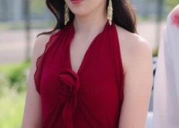 短剧《恋爱脑觉醒姐是独美的女王（67集）》短剧全网独播免费看