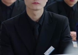 短剧《恶魔王子赖上我（90集）》热门短剧在线畅享观看