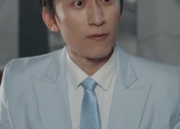 短剧《圣手闯情关（60集）》必看短剧免费高清播放