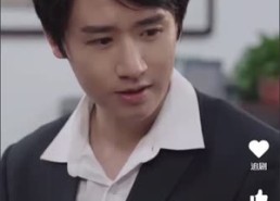 短剧《我和美女总裁的双向奔赴（长篇完整版）》短剧长篇免费在线追