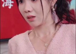 短剧《她携三宝虐翻大佬集团（79集）》短剧高清全集在线观看