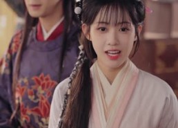 短剧《将门弃女拖着萌宝去逃荒 (78集)》热门短剧全集免费看