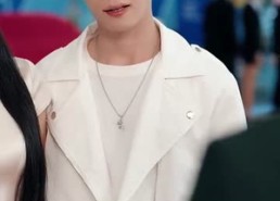 短剧《拒给校花买单系统奖励我自己花（105集）》独家短剧全集免费收看