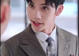 短剧《天桥摆摊我捡了个纨绔当老公（79集）》短剧超长剧情免费看