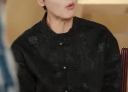 短剧《本想做个假古董，却成了鉴宝大师（80集）》短剧全集高清在线播放