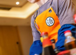 短剧《离婚后，带女儿摆地摊被餐饮女王倒追（82集）》精彩短剧全集免费播