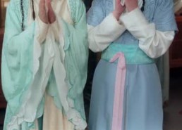 短剧《有钱没钱，抢个皇帝回家过年（73集）》爆款短剧完整版在线