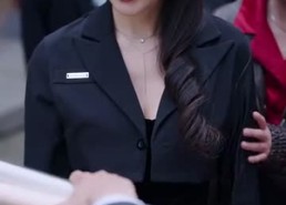 短剧《天降后妈，我突然多了九个姐姐（75集）》短剧全集免费在线追剧