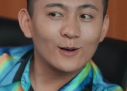 短剧《02.闪婚后傅先生马甲藏不住了100全集合篇》热门短剧免费全集畅享