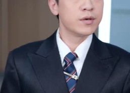 短剧《离婚后卿小姐名动全球（60集）》优质短剧免费直追