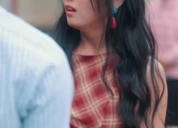 短剧《八零我成了老公的朱砂痣（64集）》热门短剧免费在线观