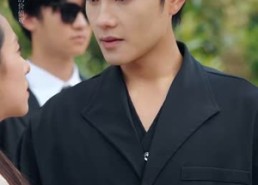 短剧《医女老婆有点甜（61集）》热门短剧在线畅快追