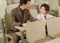 短剧《八岁儿子是亿万富豪（38集）》爆款短剧全集免费看