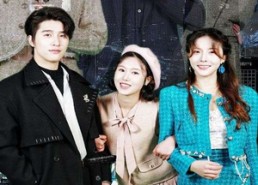 短剧《穿越萌妹之爹地请接招（100集）》精彩短剧在线免费追看