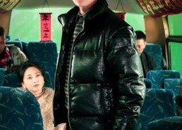 短剧《春运回家之逆行救援（61集）》爆款短剧免费在线播