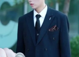 短剧《他选择白月光我转身离开（69集）》免费短剧完整版速看