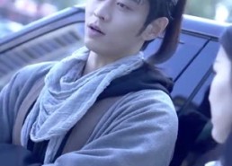 短剧《天降神医（98集）》热门短剧在线高清看