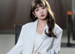 短剧《逆光而生（22集）》短剧免费全集无阻观看