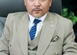 短剧《不是我的孩子，我凭什么养（42集）》短剧免费全集在线览