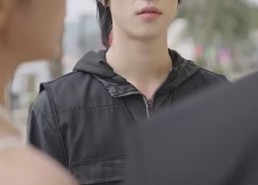 短剧《完蛋！我被桃花包围了（88集）》热门短剧高清在线播