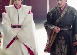 短剧《医馆小吏，让娘娘俯首称臣（80集）》爆款短剧全集免费看