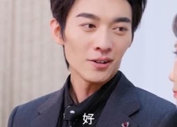 短剧《皇后驾到：反派人设崩不住了（92集）》短剧全集免费高清追剧