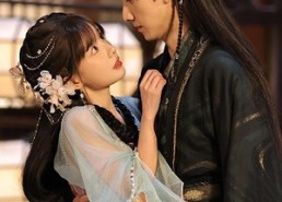 短剧《攻略三年半，系统说我搞错对象（66集）》精彩短剧全集在线播放