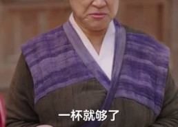 短剧《开局一间破草屋，我靠养娃系统致富（62集）》热门短剧全集在线赏