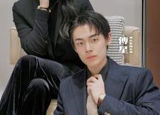 短剧《年下弟弟太撩人（93集）》热门短剧免费高清观