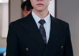 短剧《家庭群曝光后我杀疯了（30集）》免费短剧完整资源在线享