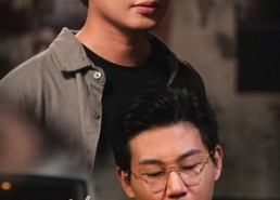 短剧《我就是个上门按摩的你吸我修为得还啊（65集）》短剧全集高清免费在线播