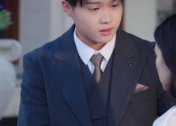 短剧《契约甜妻尹总他超爱（60集）》短剧在线免费看全集