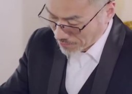 短剧《欧秘书对我下手了（24集）》爆款短剧全集放送