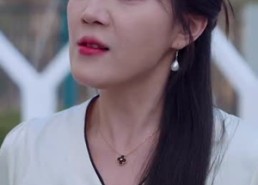 短剧《上辈子苦够了这一世只为女儿（60集）》免费短剧高清在线观