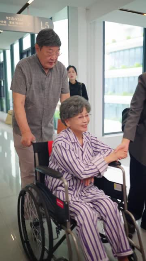 踹掉渣男后，苏小姐杀疯了（65集）短剧爆款推荐