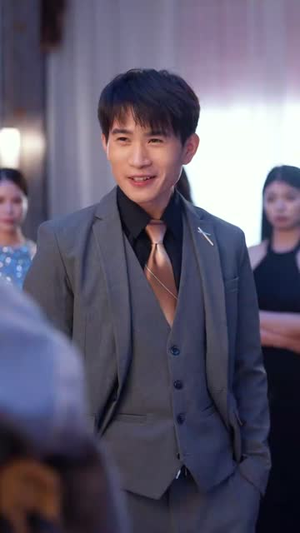 我在中专为国争光(70集) 我在中专为国争光(70集)一个短剧看全集