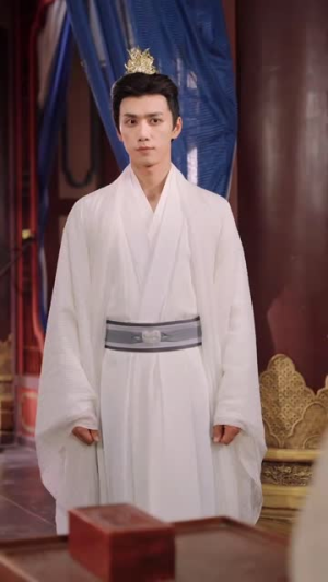 神穿古代我龙袍加身（79集）番茄免费短剧