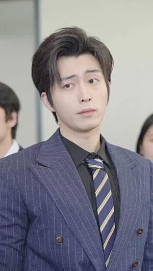 豪门夫人爽又飒（80集）热门短剧大全