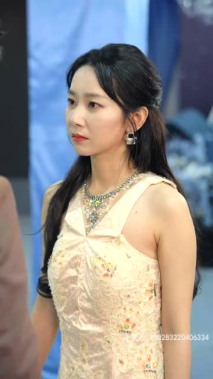 完蛋我被帅哥包围了（98集）短剧上头又好看