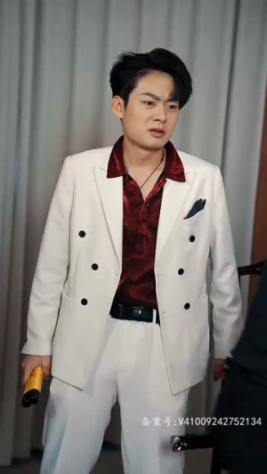 新绝世真祖醒来我无敌了（73集）追风的女孩短剧