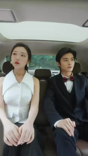 诱吻蝴蝶（100集）爆款短剧一起追