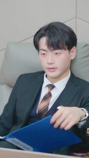 被闪婚老公套路（40集）好看的短剧推荐