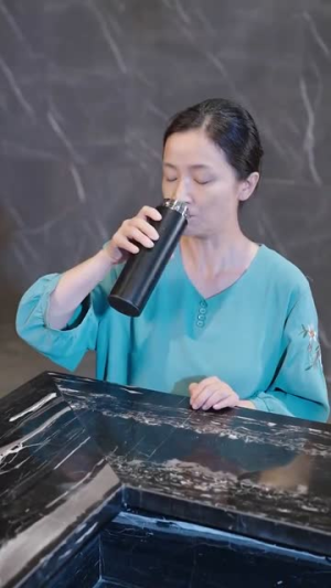 母凭女荣（65集）视频在线看