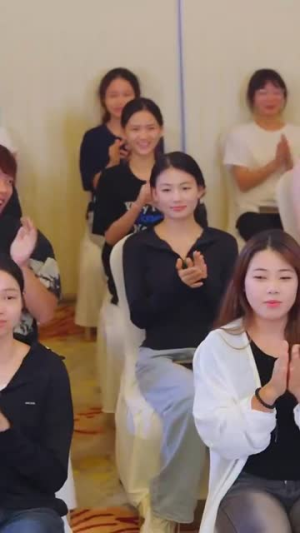 最强车模第二季最强C位出道（102集）爆款短剧推荐